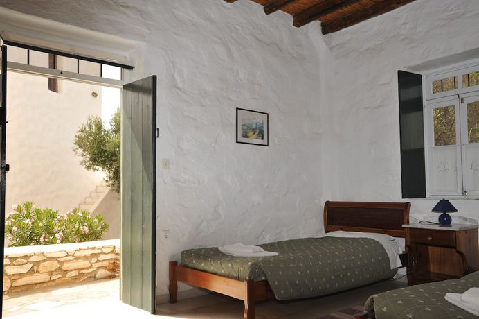 Imagen de la habitación del Hotel Anezina Village. Foto 11