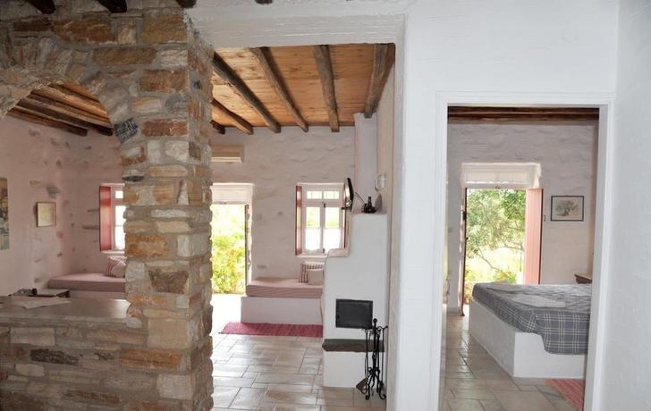 Imagen de la habitación del Hotel Anezina Village. Foto 18