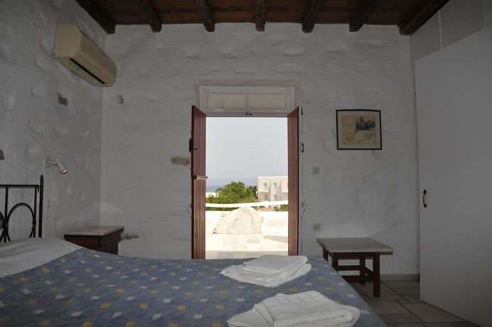 Imagen de la habitación del Hotel Anezina Village. Foto 19