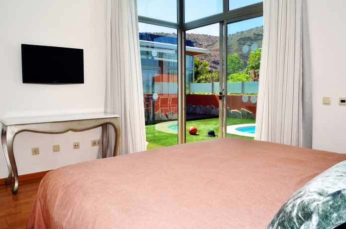 Imagen de la habitación del Hotel Anfi Opal Villas. Foto 2