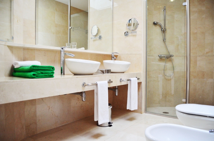 Imagen de la habitación del Hotel Anfi Opal Villas. Foto 8