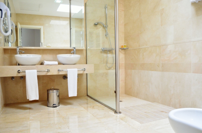 Imagen de la habitación del Hotel Anfi Opal Villas. Foto 9