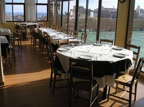 Imagen del bar/restaurante del Hotel Anfora, Melilla. Foto 5