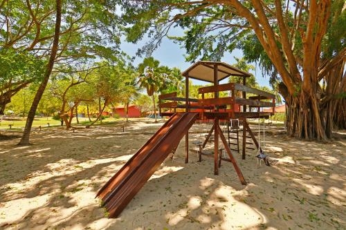 Imagen general del Hotel Anga Beach. Foto 4