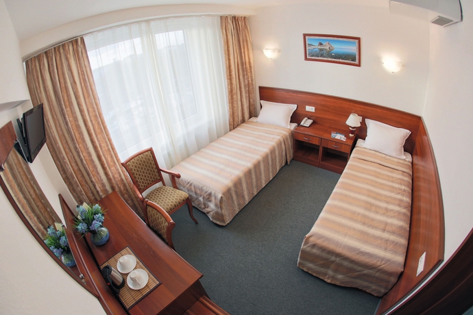 Imagen de la habitación del Hotel Angara. Foto 2