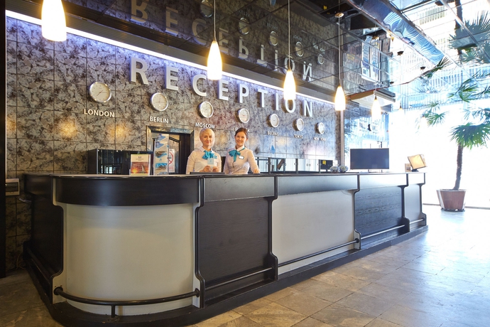 Imagen de los interiores del Hotel Angara. Foto 12