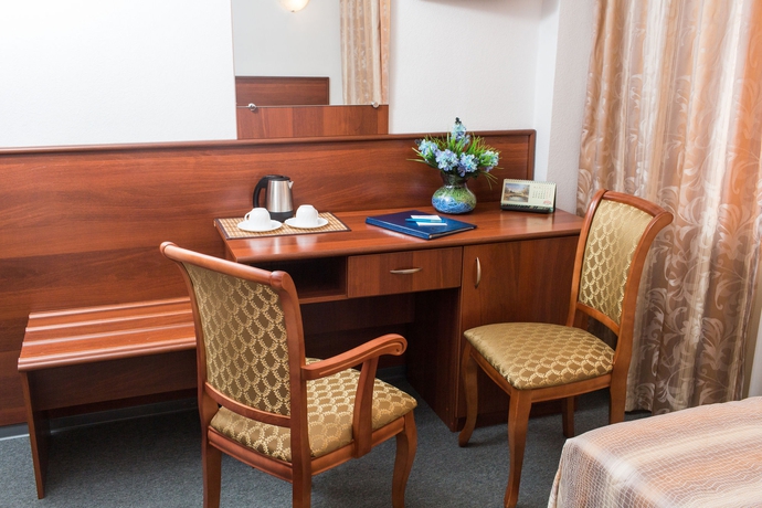 Imagen de la habitación del Hotel Angara. Foto 11