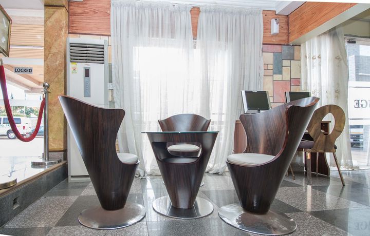 Imagen de los interiores del Hotel Ange Hill. Foto 18