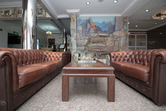 Imagen de los interiores del Hotel Ange Hill. Foto 19