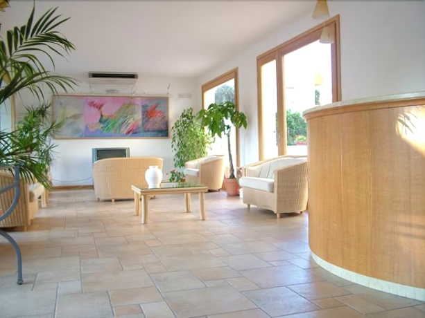 Imagen de los interiores del Hotel Angedras. Foto 18