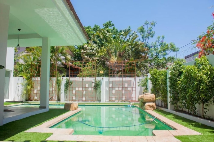 Imagen de la piscina del Hotel Angel Boutique. Foto 16