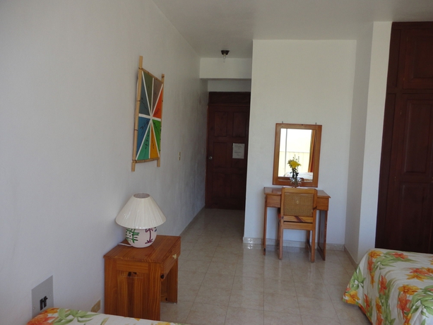 Imagen de la habitación del Hotel Angel Gabriel. Foto 6