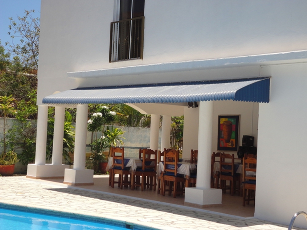 Imagen del bar/restaurante del Hotel Angel Gabriel. Foto 5