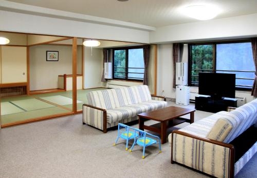 Imagen de la habitación del Hotel Angel Grandia. Foto 7