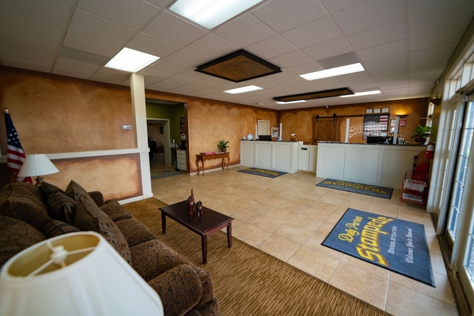Imagen de los interiores del Hotel Angel Inn Near IMAX, a Travelodge by Wyndham. Foto 16