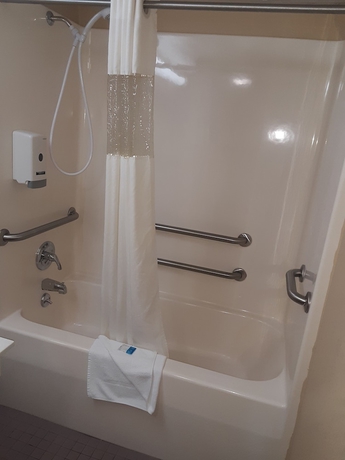 Imagen de la habitación del Hotel Angel Inn Near IMAX, a Travelodge by Wyndham. Foto 11