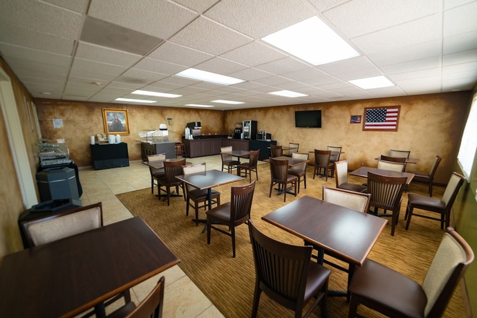 Imagen del bar/restaurante del Hotel Angel Inn Near IMAX, a Travelodge by Wyndham. Foto 3