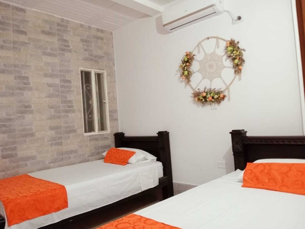 Imagen de la habitación del Hotel Angel Maria. Foto 3
