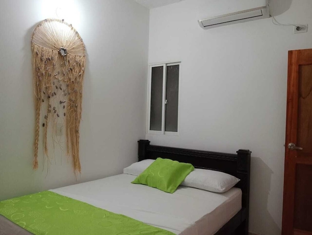 Imagen de la habitación del Hotel Angel Maria. Foto 10