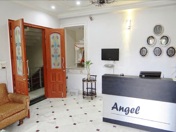 Imagen de los interiores del Hotel Angel NRI. Foto 15