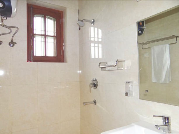 Imagen de la habitación del Hotel Angel NRI. Foto 10