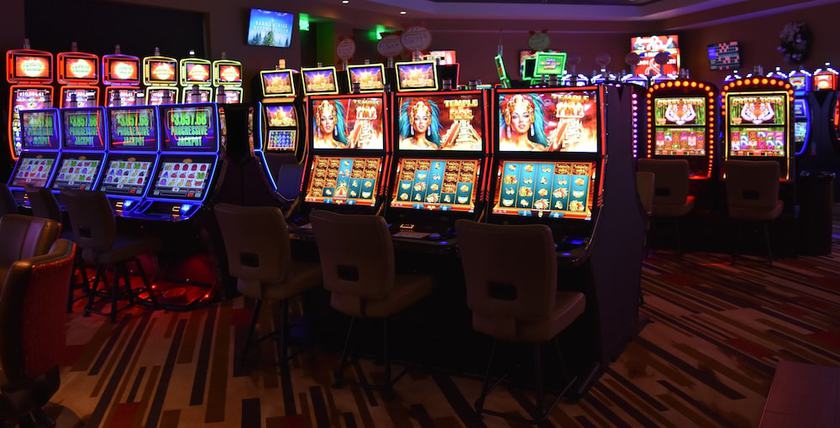 Imagen de los interiores del Hotel Angel Of The Winds Casino Resort. Foto 18