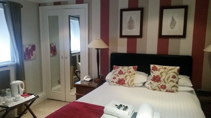Imagen de la habitación del Hotel Angel and Royal. Foto 12