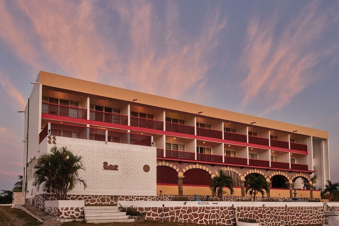 Imagen general del Hotel Angel del mar. Foto 1