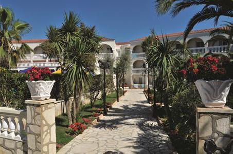 Imagen de los interiores del Hotel Angela Beach. Foto 3