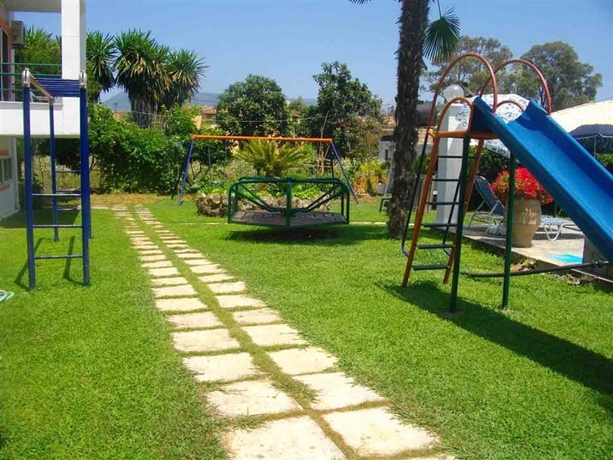 Imagen general del Hotel Angela Corfu Hotel and Apartments. Foto 11