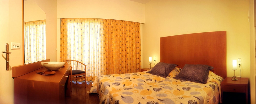 Imagen de la habitación del Hotel Angela Downtown. Foto 3