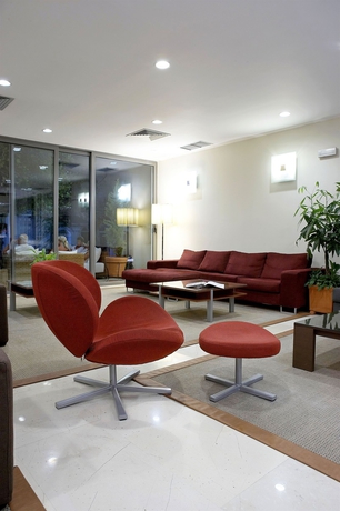 Imagen de los interiores del Hotel Angela Downtown. Foto 10