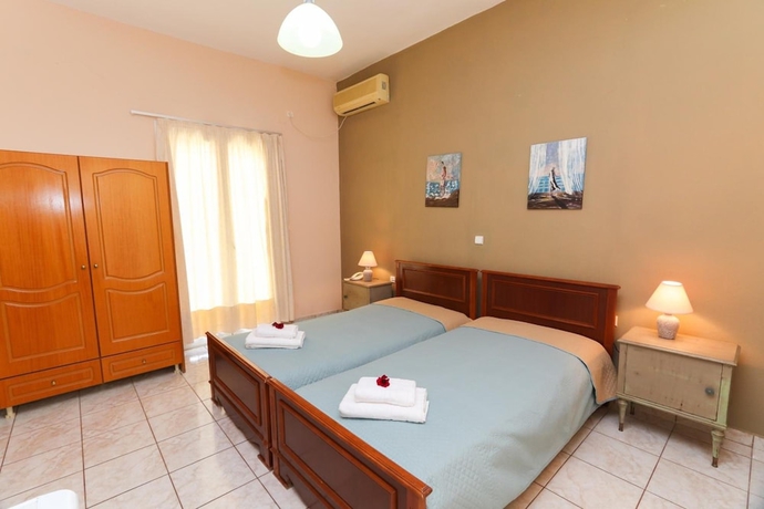Imagen de la habitación del Hotel Angela, Loutra Edipsou. Foto 7