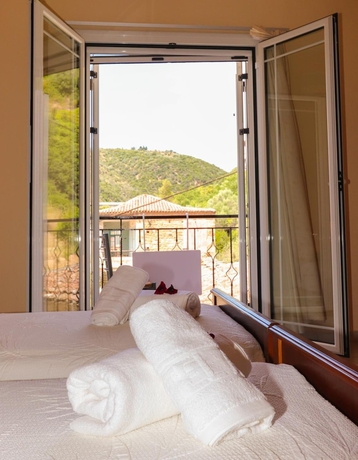 Imagen de la habitación del Hotel Angela, Loutra Edipsou. Foto 11