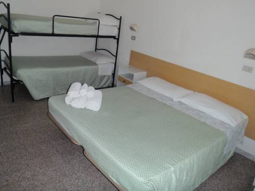 Imagen de la habitación del Hotel Angela, Misano Adriatico. Foto 6