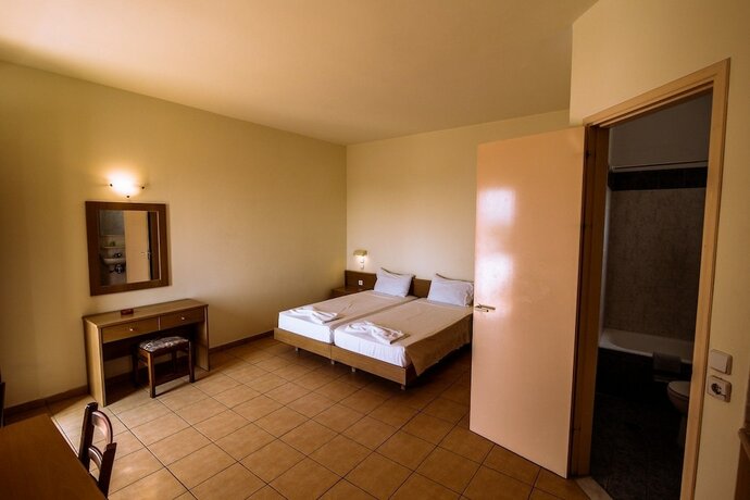 Imagen de la habitación del Hotel Angela Studios. Foto 20
