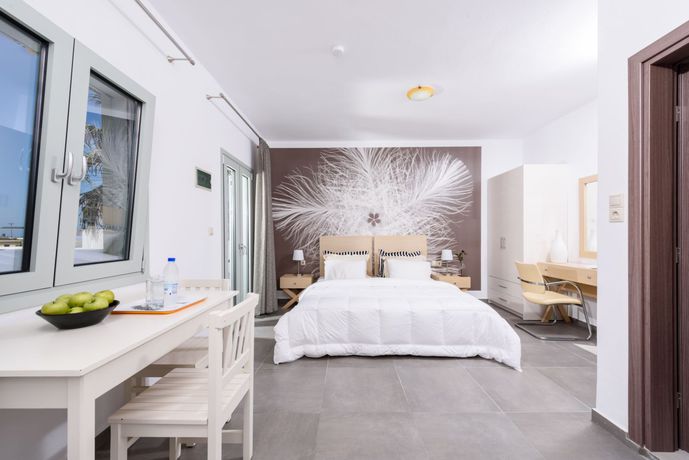 Imagen de la habitación del Hotel Angela Suites. Foto 12