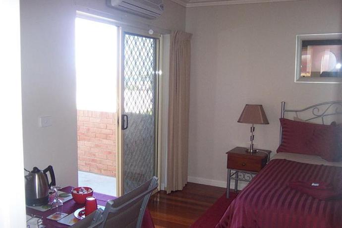 Imagen general del Hotel Angela'S Guest House. Foto 1