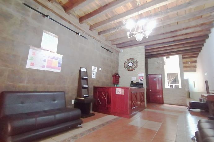 Imagen de los interiores del Hotel Angeles. Foto 18