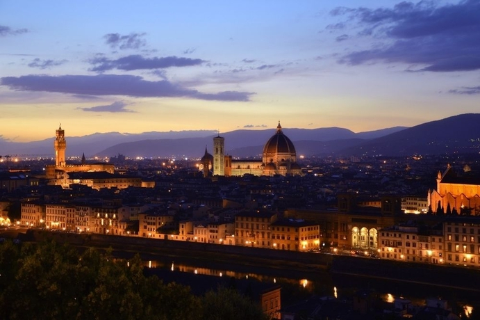 Imagen de los exteriores del Hotel Angelica. Foto 8