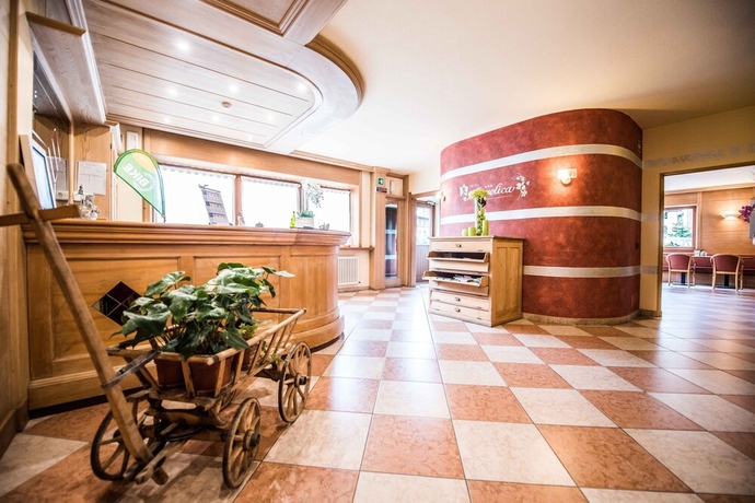 Imagen de los interiores del Hotel Angelica, Livigno. Foto 15