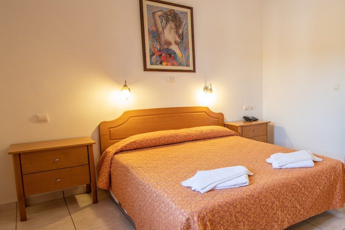 Imagen de la habitación del Hotel Angelika Aparthotel. Foto 2