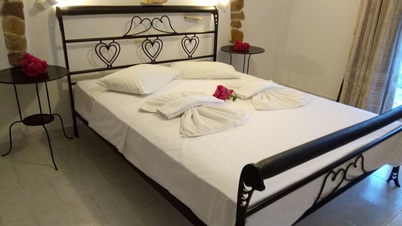Imagen de la habitación del Hotel Angelika, Leros. Foto 12