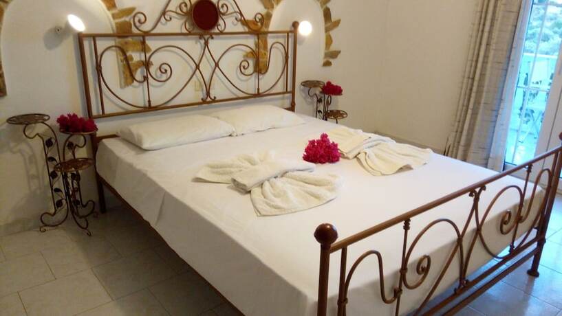 Imagen de la habitación del Hotel Angelika, Leros. Foto 13