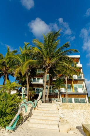 Imagen general del Hotel Angelina 28 by Nahs. Foto 4