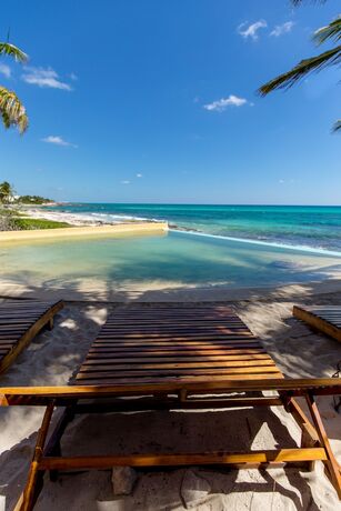 Imagen general del Hotel Angelina 28 by Nahs. Foto 5