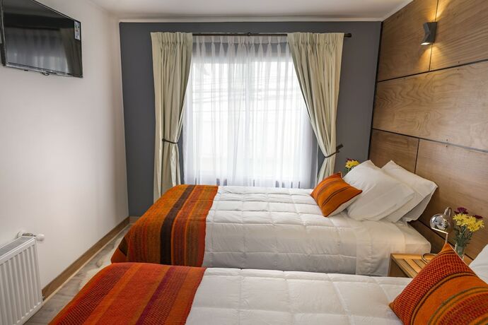 Imagen de la habitación del Hotel Angelmontt. Foto 14