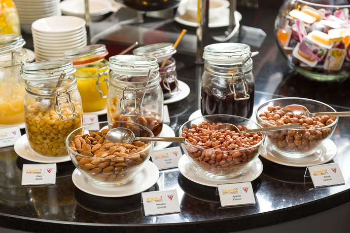 Imagen del bar/restaurante del Hotel Angelo By Vienna House Ekaterinburg. Foto 4