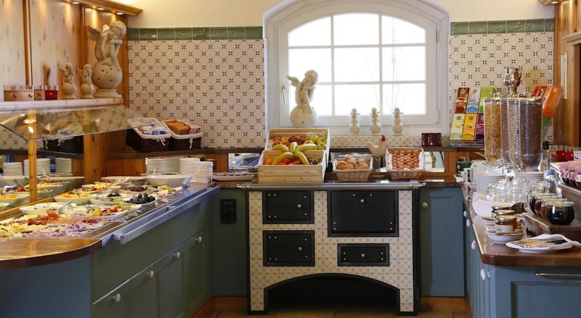 Imagen del bar/restaurante del Hotel Angelo. Foto 2