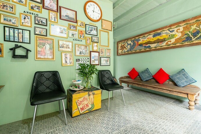 Imagen de los interiores del Hotel Angelo Family Suites. Foto 33